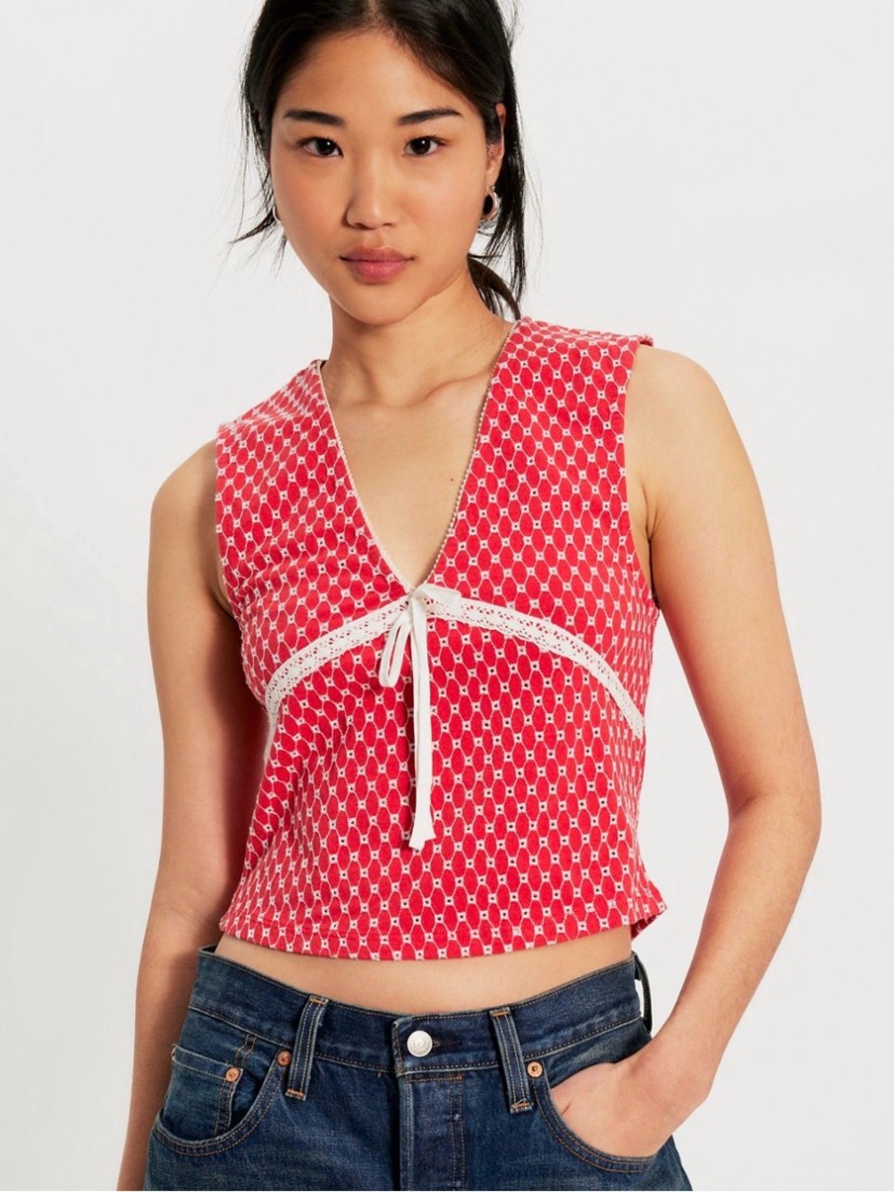 Free people Red Sleeveless V-Neck Tie-Front Crop Top